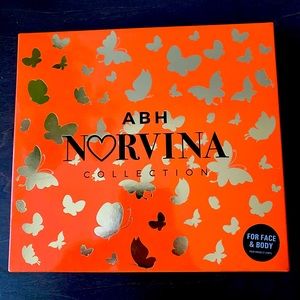 Norvina face and body pallet